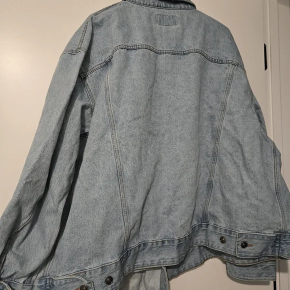 KBB Light Blue Denim Jacket; 2x And 3x Available, Both New - Picture 3 of 3